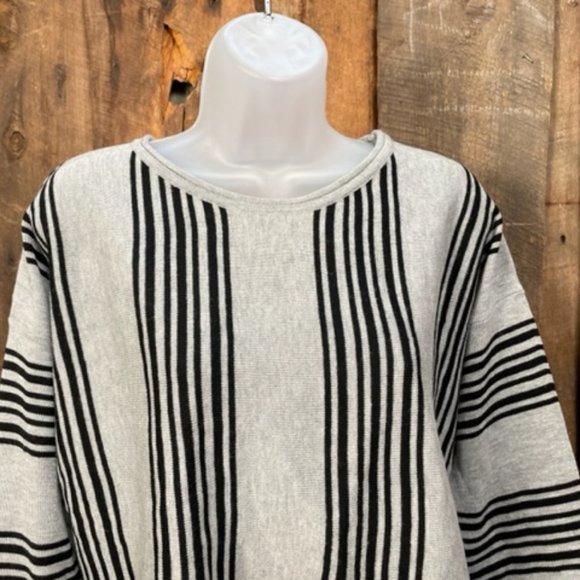 Philosophy Sweater - Size Small - Picture 3 of 7